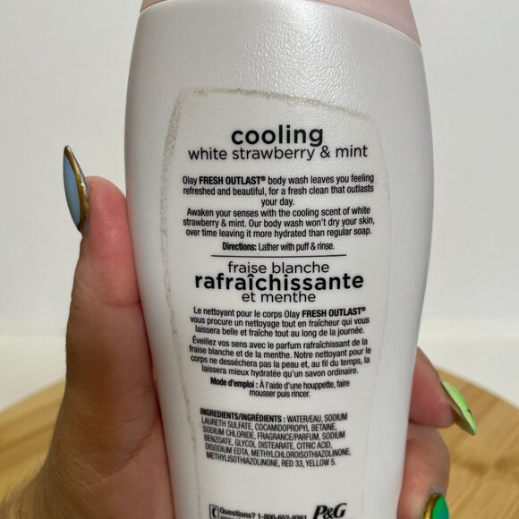 Olay Fresh Outlast White strawberry & Mint Body Wash 400 mL 13.5 oz Moisturizing - Picture 4 of 5
